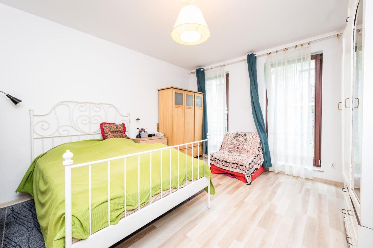 Green Garden Podgorze Apartment Wawelofts Краков Экстерьер фото